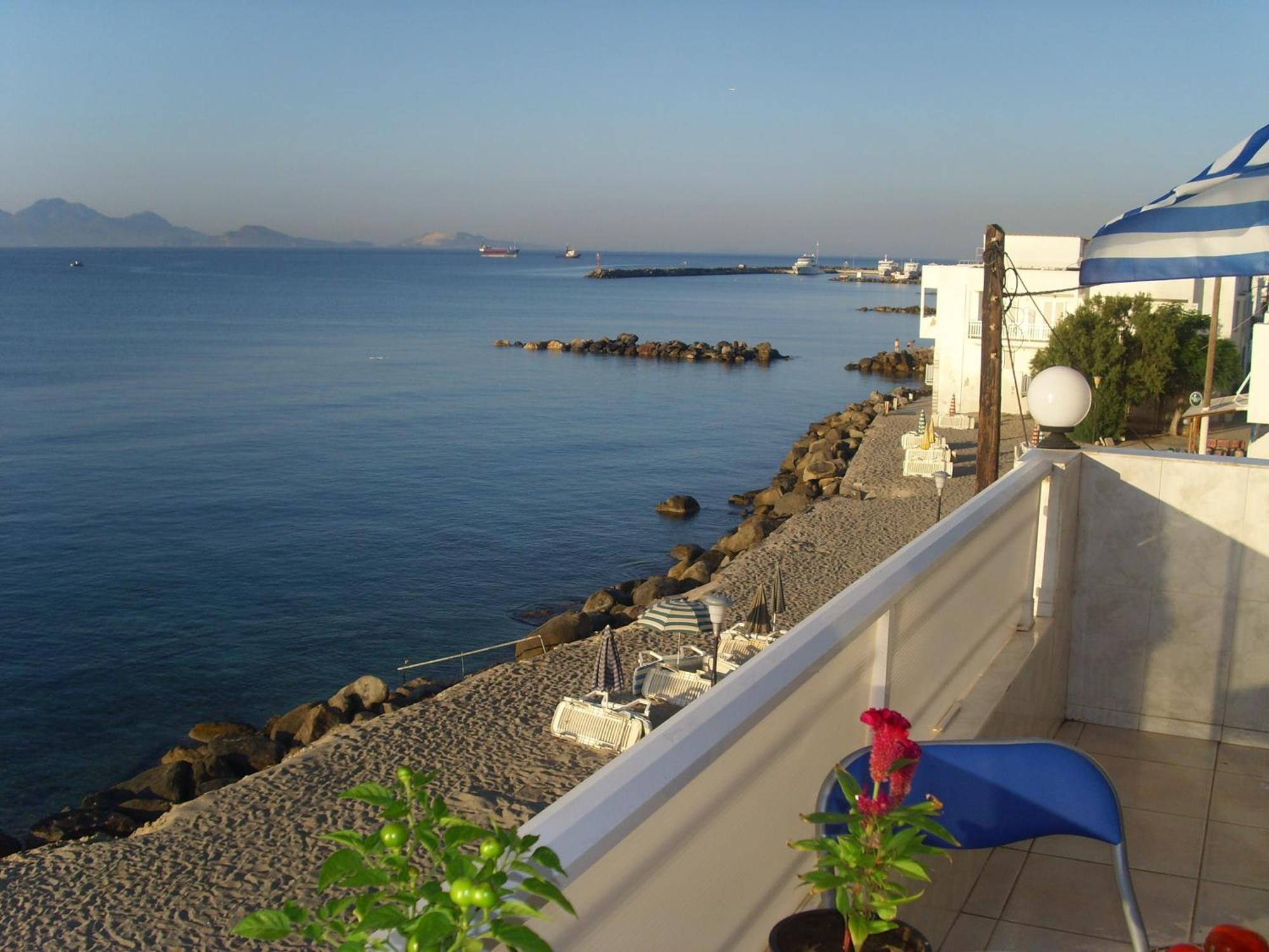 Ladikos Beach Hotel Kardamena  Exteriör bild
