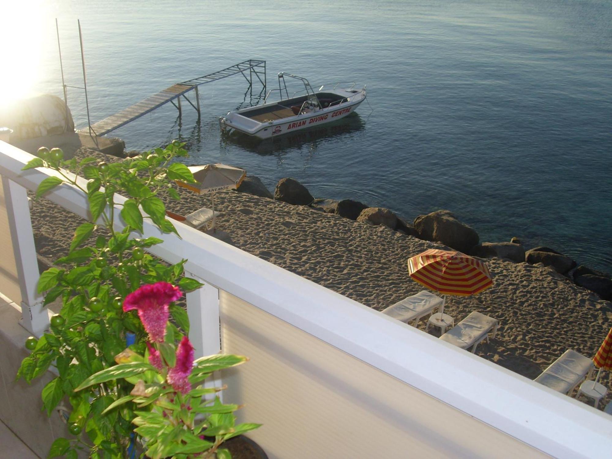 Ladikos Beach Hotel Kardamena  Exteriör bild