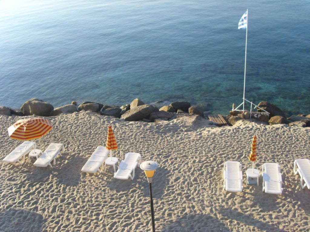 Ladikos Beach Hotel Kardamena  Exteriör bild
